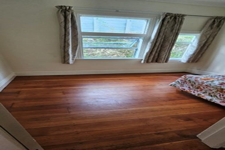 Photo of property in 78 Raroa Road, Kelburn, Wellington, 6012