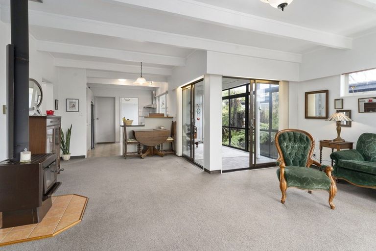 Photo of property in 30 Rimu Street, Waikanae, 5036