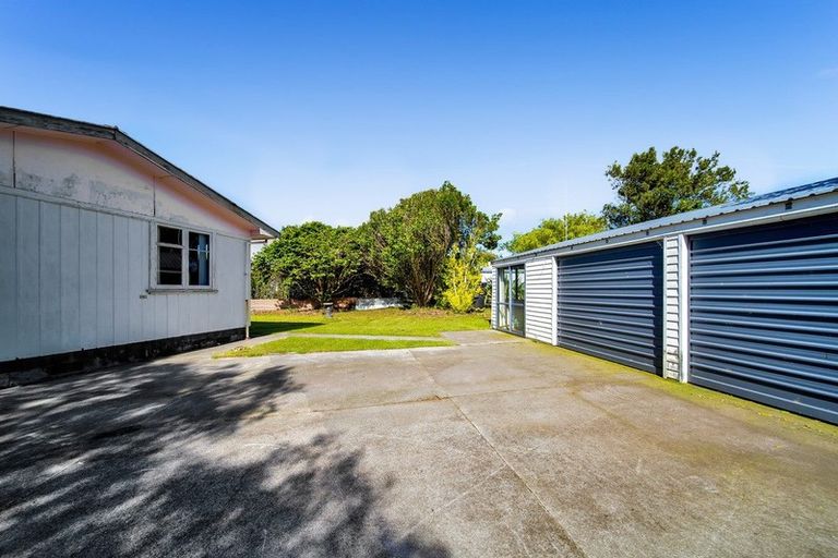 Photo of property in 65 Turuturu Road, Hawera, 4610