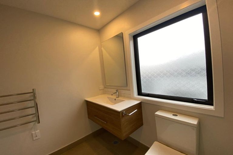 Photo of property in 5 Pukakaho Lane, Papatoetoe, Auckland, 2025