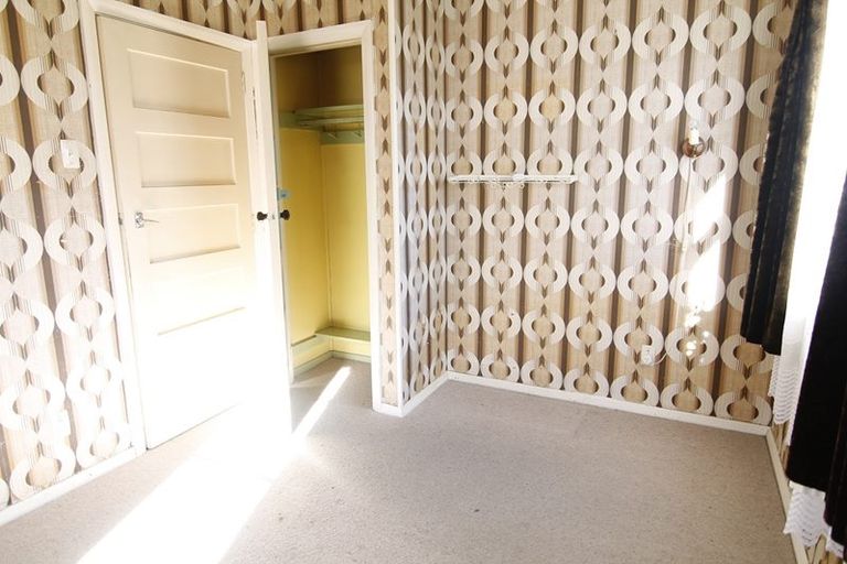 Photo of property in 6 Christian Street, Bryndwr, Christchurch, 8053