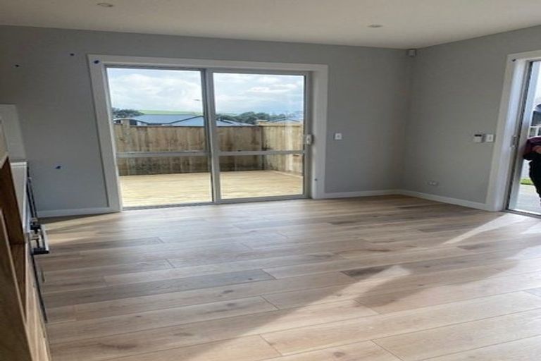 Photo of property in 8 Pukemarino Road, Waimauku, 0812