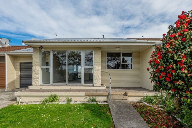 Photo of property in 2/80 Charles Street, Waltham, Christchurch, 8011