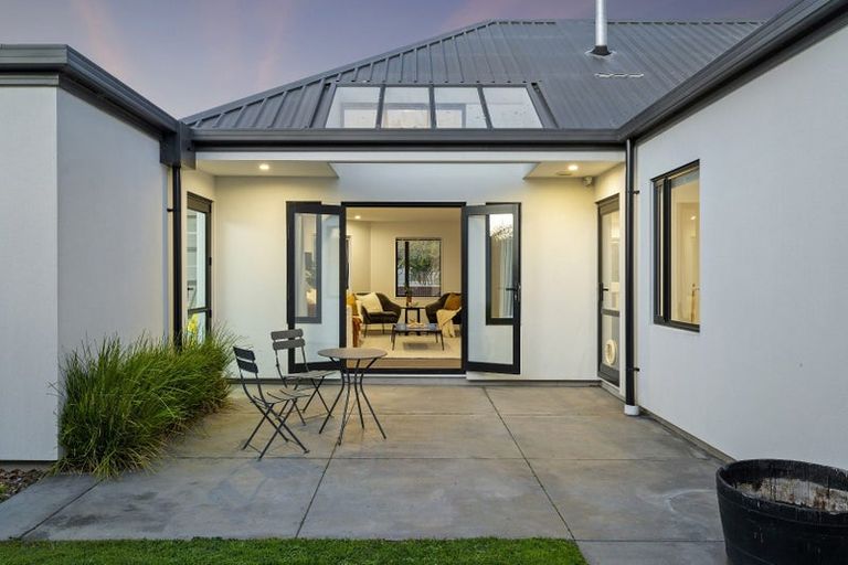 Photo of property in 1 Allard Street, Edgeware, Christchurch, 8013