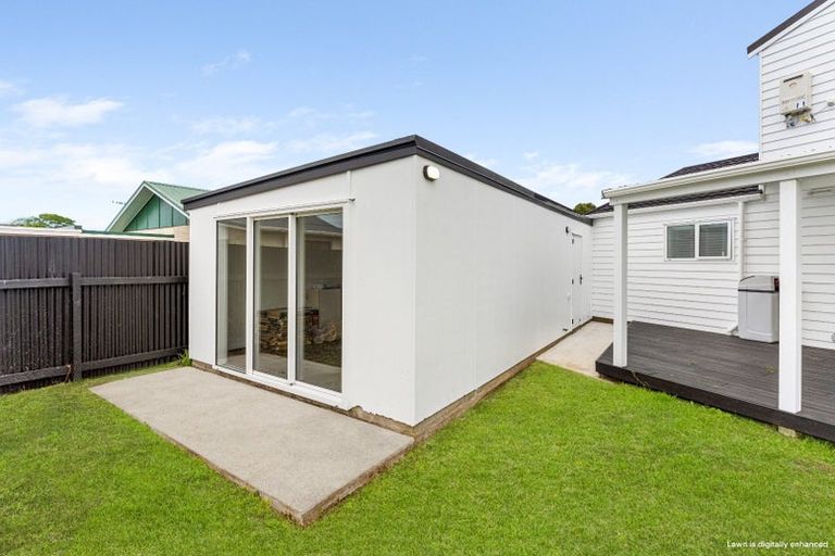 Photo of property in 11 Avon Place, Springvale, Whanganui, 4501