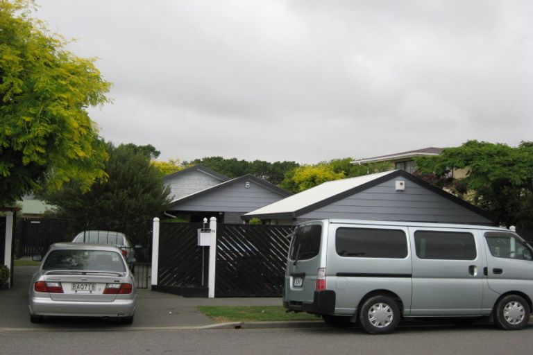 Photo of property in 75 Bayswater Crescent, Bromley, Christchurch, 8062
