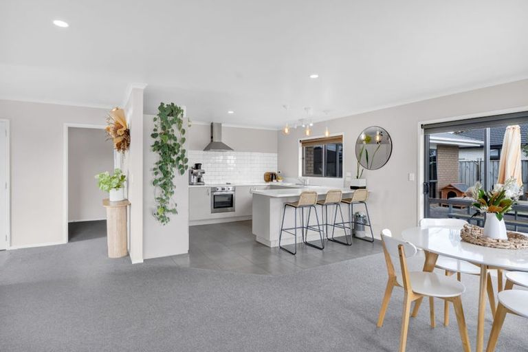 Photo of property in 4 James Drive, Bell Block, New Plymouth, 4312