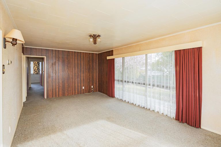 Photo of property in 18 Burn Street, Holmes Hill, Oamaru, 9401