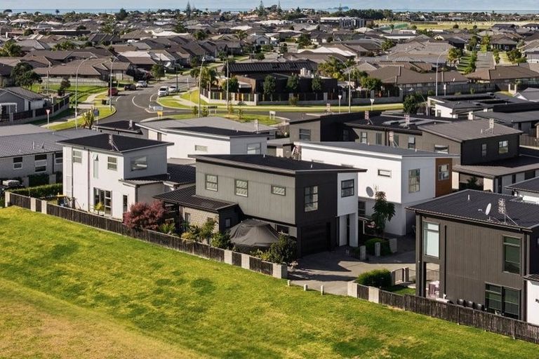 Photo of property in 6 Taniko Lane, Papamoa, 3118