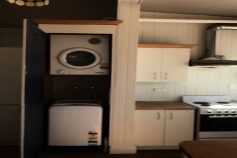 Photo of property in 7a Hawker Street, Mount Victoria, Wellington, 6011