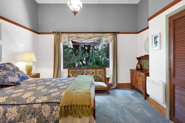 Photo of property in 23 Gibson Place, Patea, 4520