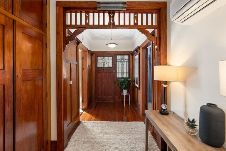 Photo of property in 23 Hereford Street, Roslyn, Dunedin, 9010