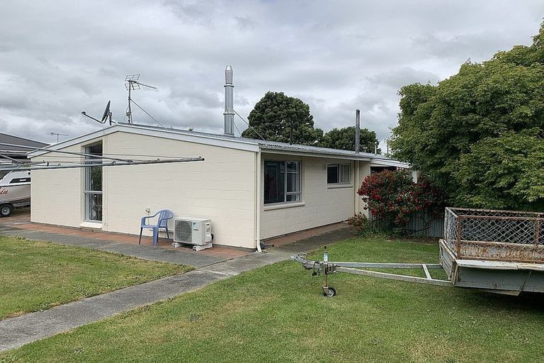 Photo of property in 5 Le Fleming Street, Darfield, 7510