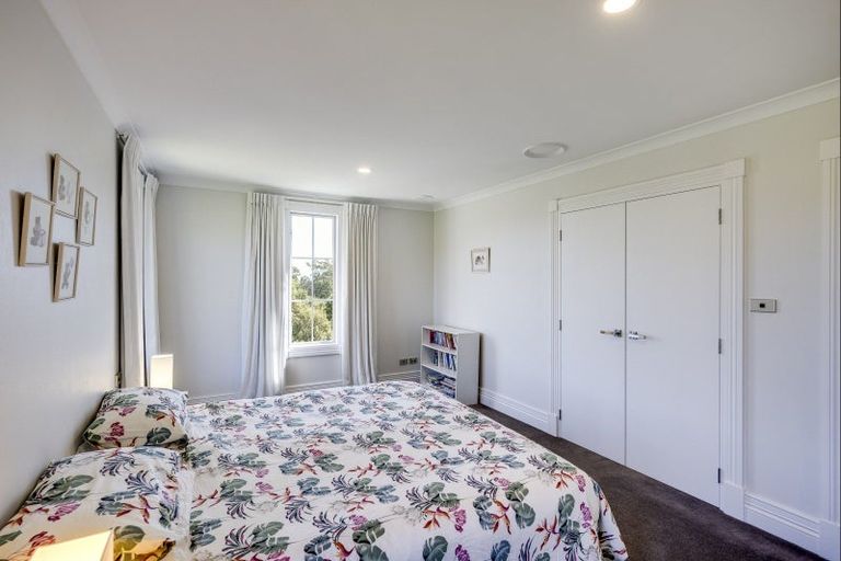 Photo of property in 22 Burbury Ridge, Havelock North, 4130