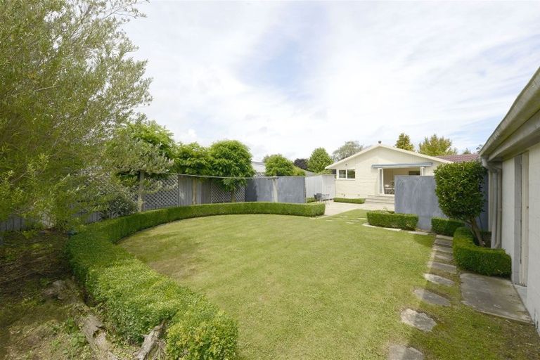 Photo of property in 18 Glenside Avenue, Ilam, Christchurch, 8041