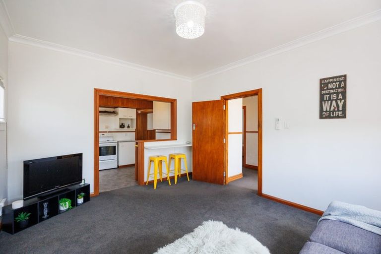 Photo of property in 996 Tremaine Avenue, Roslyn, Palmerston North, 4414