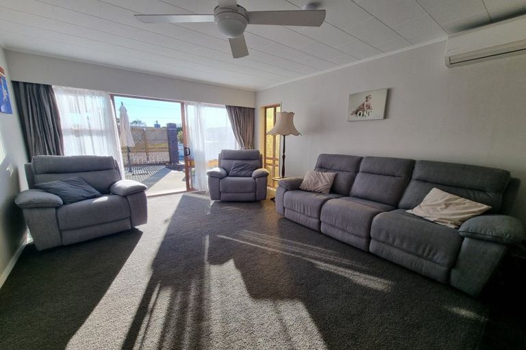 Photo of property in 22 Jull Crescent, Waipukurau, 4200