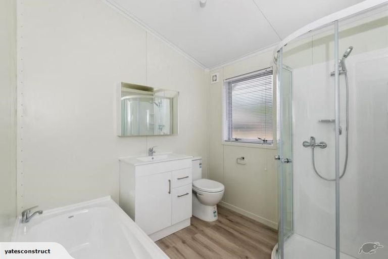 Photo of property in 652b Barbadoes Street, Edgeware, Christchurch, 8013