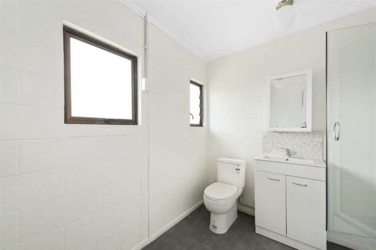 Photo of property in 2/569 Maunganui Road, Mount Maunganui, 3116