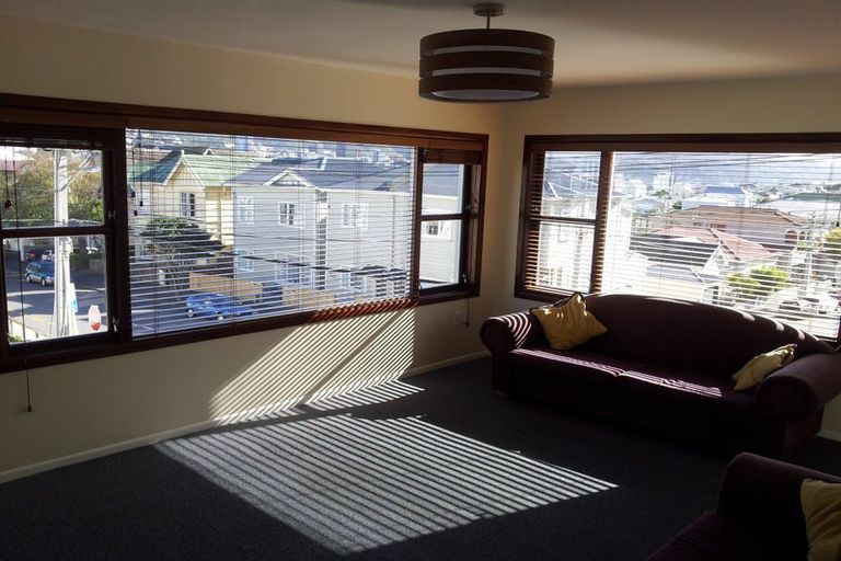 Photo of property in 3/117 Austin Street, Mount Victoria, Wellington, 6011