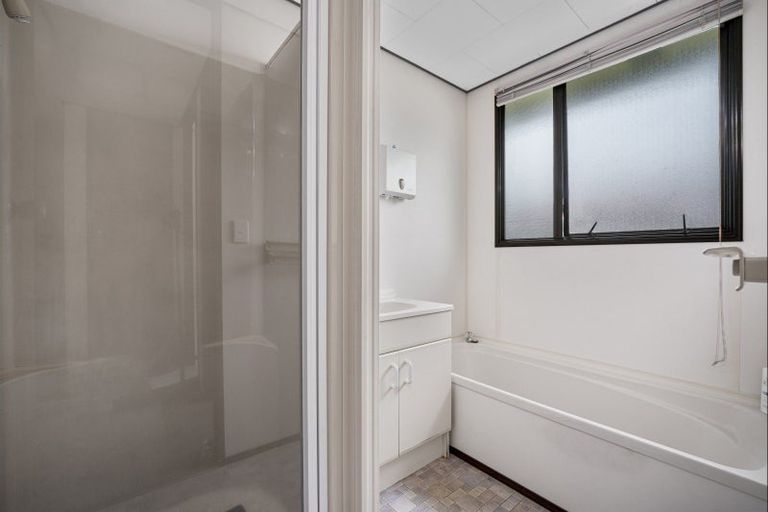 Photo of property in 6a Doncaster Drive, Papamoa Beach, Papamoa, 3118