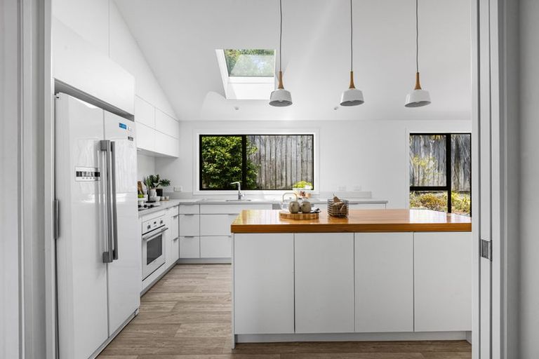 Photo of property in 230a Beach Road, Campbells Bay, Auckland, 0630