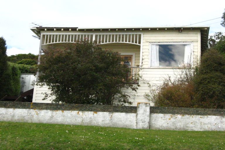 Photo of property in 32 Marion Street, Macandrew Bay, Dunedin, 9014