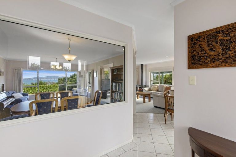 Photo of property in 3 Lemonwood Grove, Maungaraki, Lower Hutt, 5010