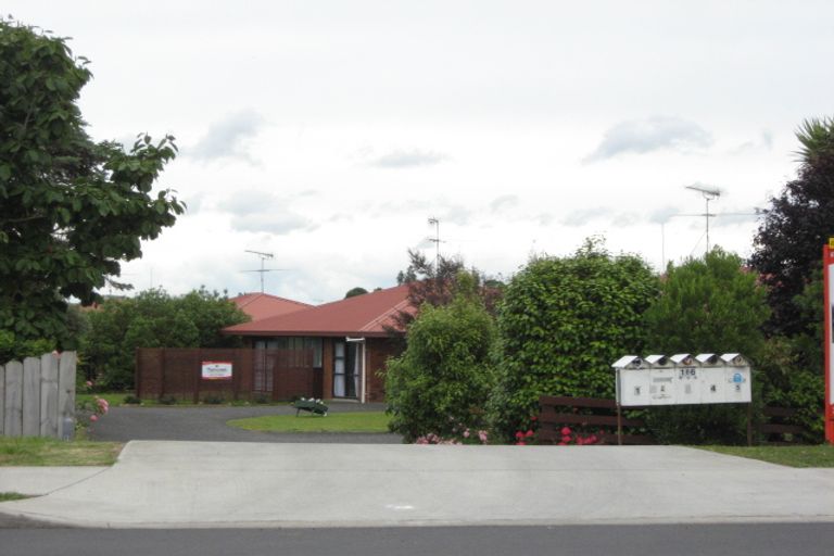 Photo of property in 3/186 Queen Street, Pukekohe, 2120