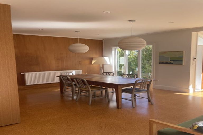 Photo of property in 11 Ngatoto Street, Khandallah, Wellington, 6035