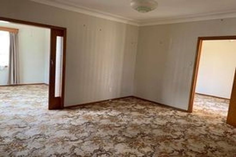 Photo of property in 14 Fraser Road, Papatoetoe, Auckland, 2025