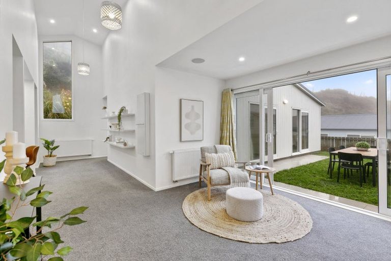 Photo of property in 56 Cedarwood Street, Woodridge, Wellington, 6037