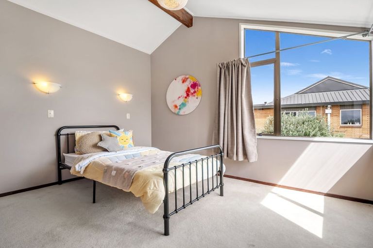 Photo of property in 9 Wilfred Street, St Andrews, Hamilton, 3200