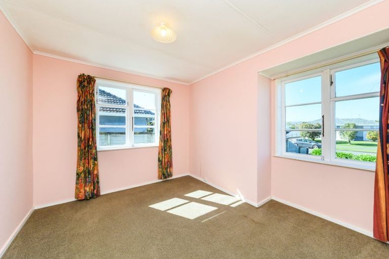 Photo of property in 23 Clyde Crescent, Roslyn, Palmerston North, 4414