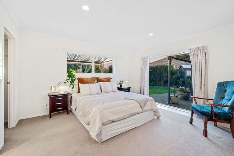 Photo of property in 46 Blue Heron Rise, Stanmore Bay, Whangaparaoa, 0932