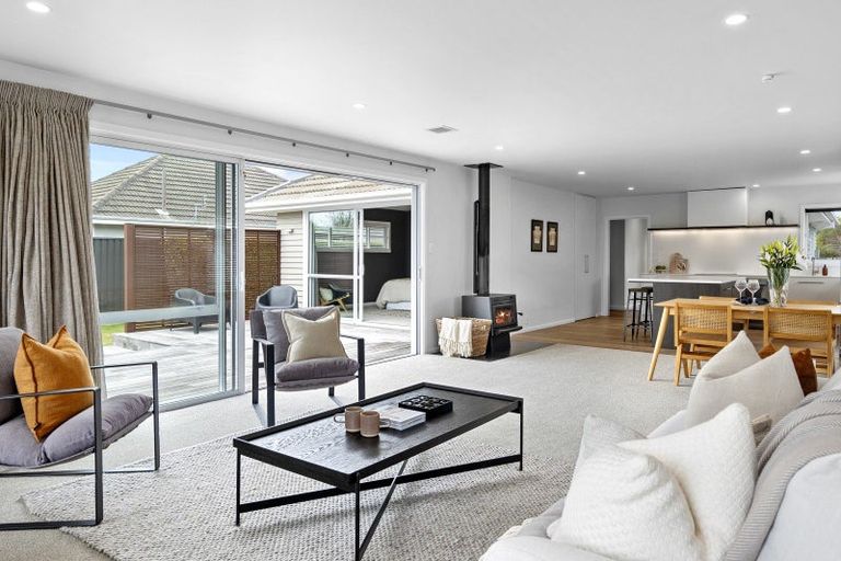 Photo of property in 57 Charlcott Street, Burnside, Christchurch, 8053