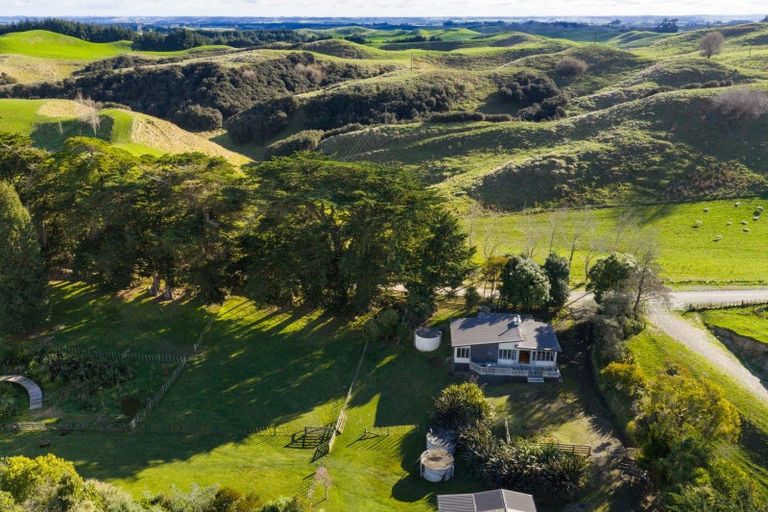 Photo of property in 442 Zigzag Road, Pohangina, Feilding, 4775