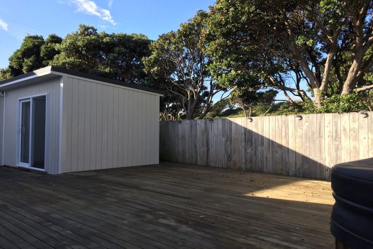 Photo of property in 19a Mantell Street, Seatoun, Wellington, 6022