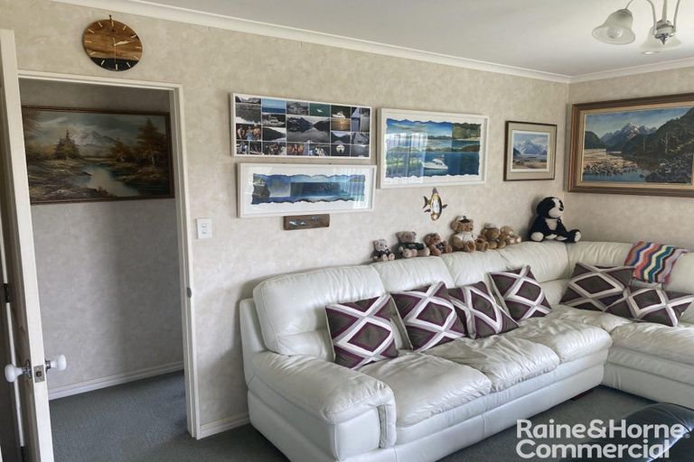 Photo of property in 72 Denny Hulme Drive, Mount Maunganui, 3116