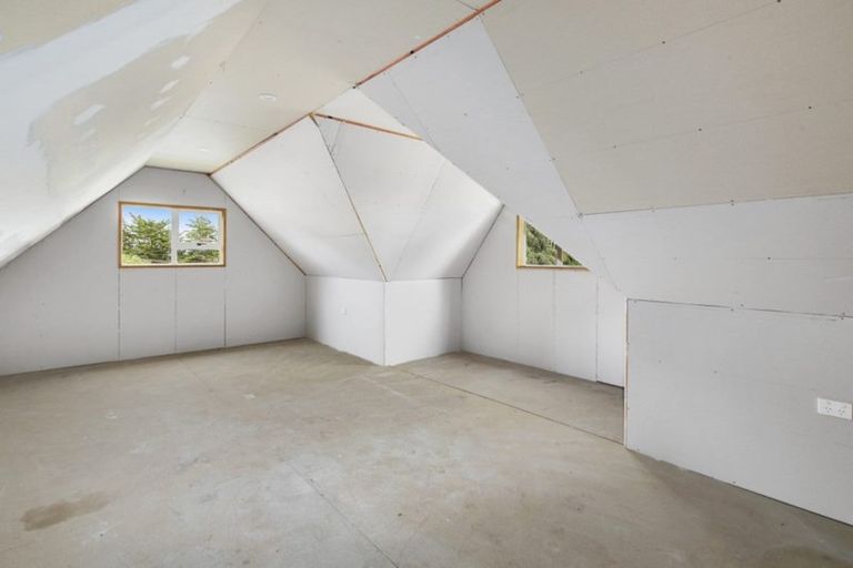 Photo of property in 18 Owen Street, Green Island, Dunedin, 9018