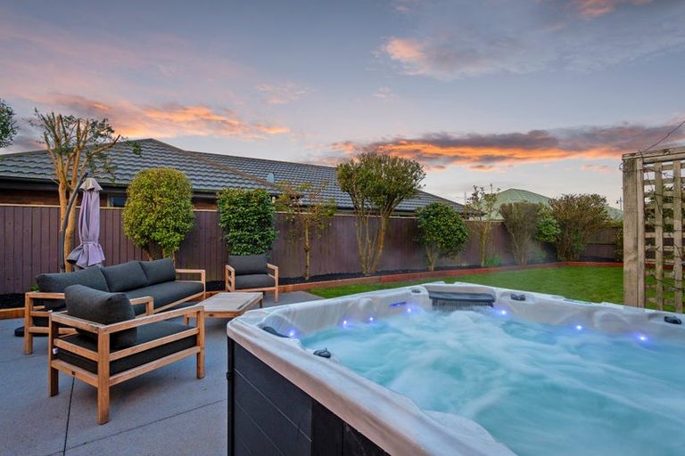 Photo of property in 13 Stark Place, Kaiapoi, 7630