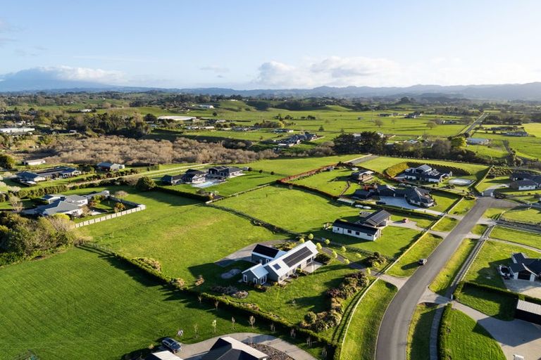 Photo of property in 8 Penbeagle Road, Te Kowhai, Hamilton, 3288
