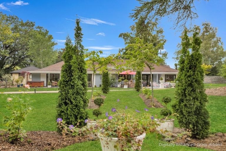 Photo of property in 237 High Street, Oxford, 7430