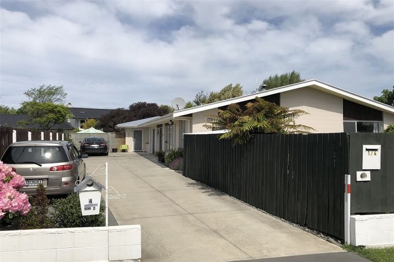 Photo of property in 2/4 Roker Street, Somerfield, Christchurch, 8024
