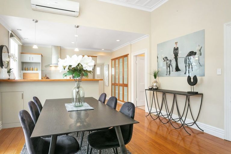 Photo of property in 32 Alpha Street, Cambridge, 3434