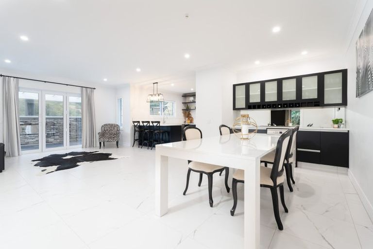 Photo of property in 100 Melksham Drive, Churton Park, Wellington, 6037