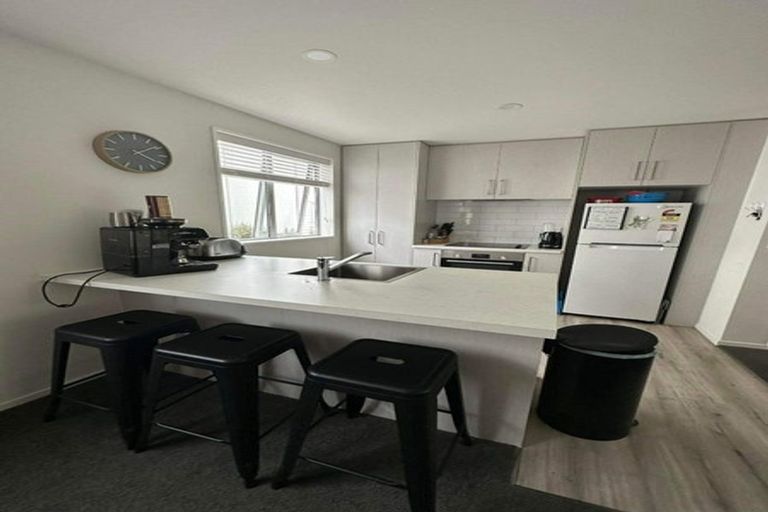 Photo of property in 2/368 Hereford Street, Linwood, Christchurch, 8011