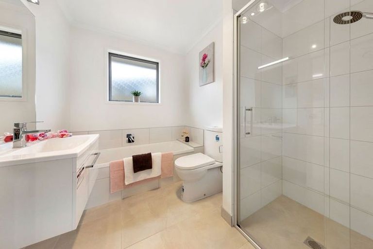 Photo of property in 81 Harriet Johnston Drive, Pokeno, 2402