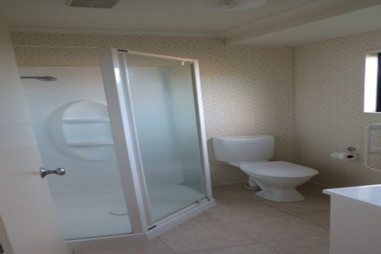 Photo of property in 11 Cumbria Way, Hamilton East, Hamilton, 3216