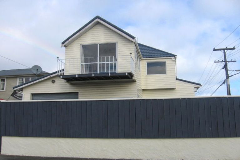 Photo of property in 24 Waikare Avenue, Waiwhetu, Lower Hutt, 5010